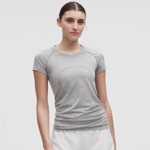 Lululemon Athletica Swiftly Tech Hip Length Short Sleeve - Size 6